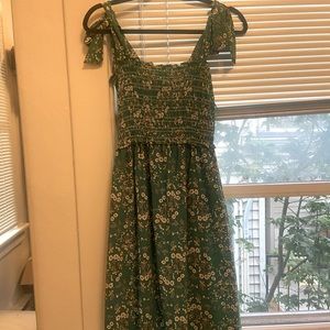 Max studio green maxi dress